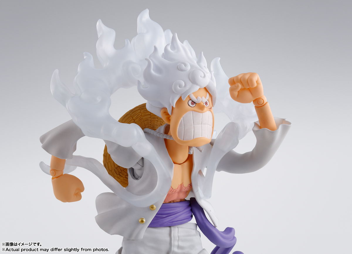 MONKEY.D.LUFFY GEAR5 "ONE PIECE" by S.H.Figuarts